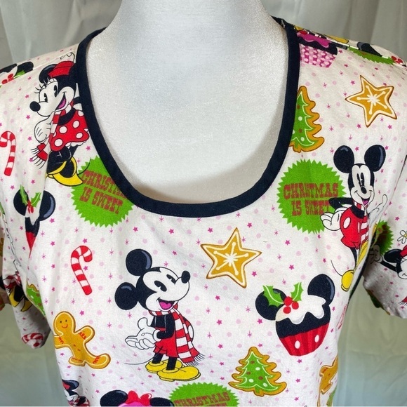 DISNEY Women's Small Mickey Minnie Mouse Christmas scrub uniform medical nurse - Picture 8 of 10